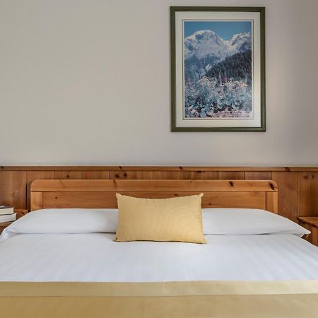 Hotel Cristallo Бормио Екстериор снимка