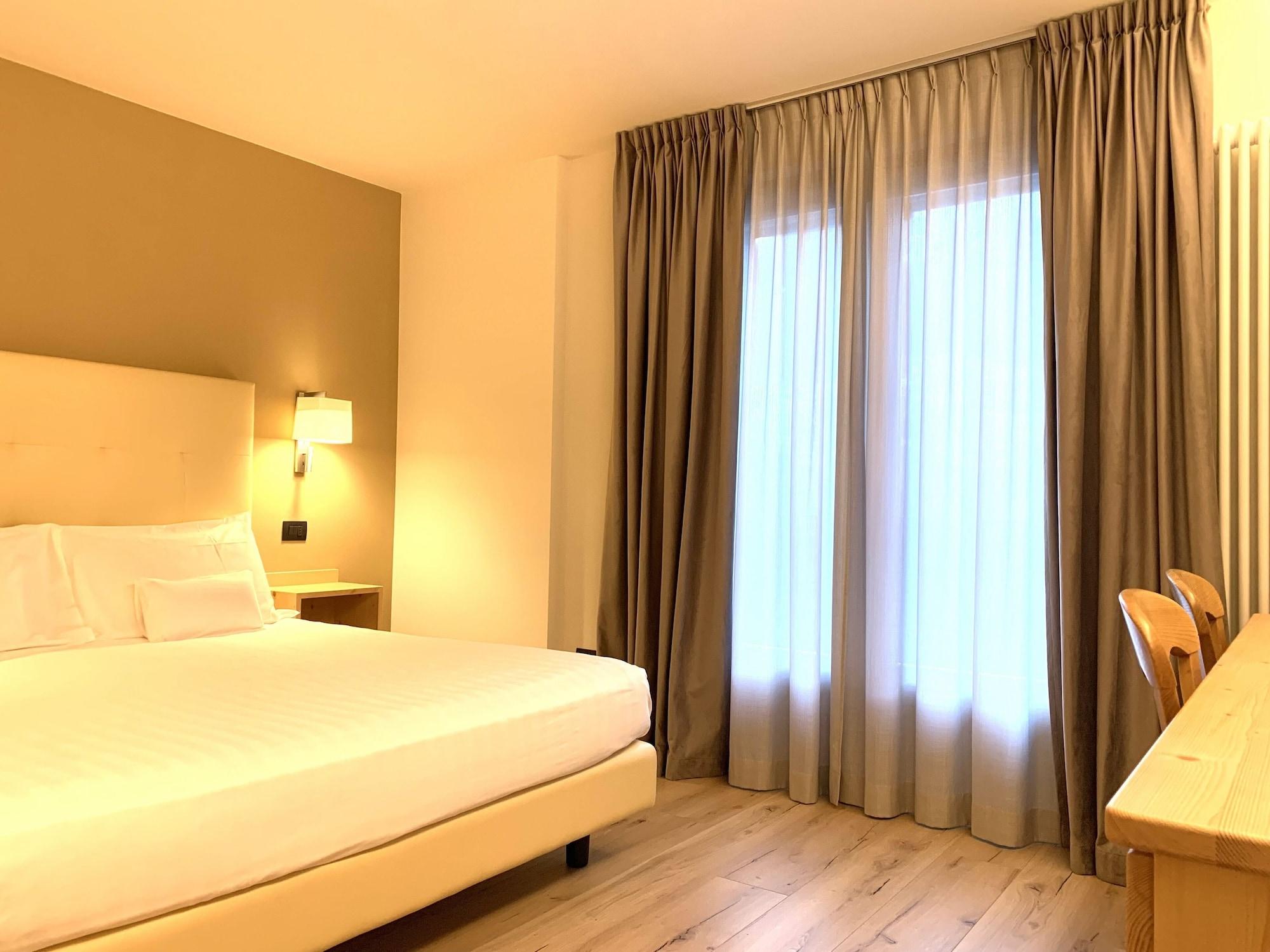Hotel Cristallo Бормио Екстериор снимка