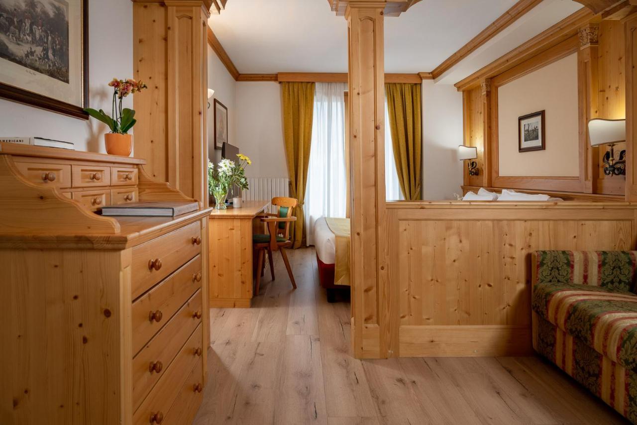 Hotel Cristallo Бормио Екстериор снимка