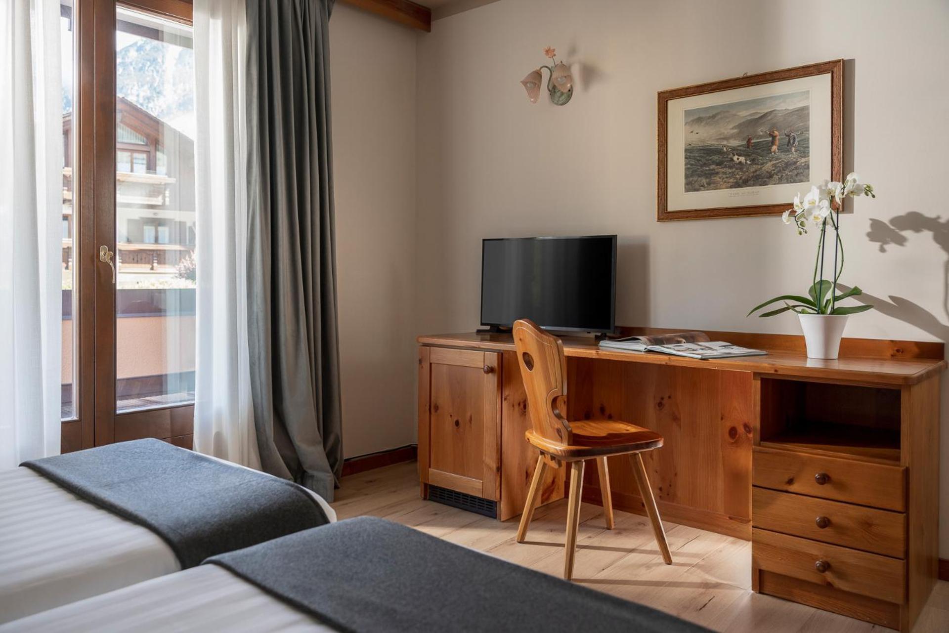 Hotel Cristallo Бормио Екстериор снимка