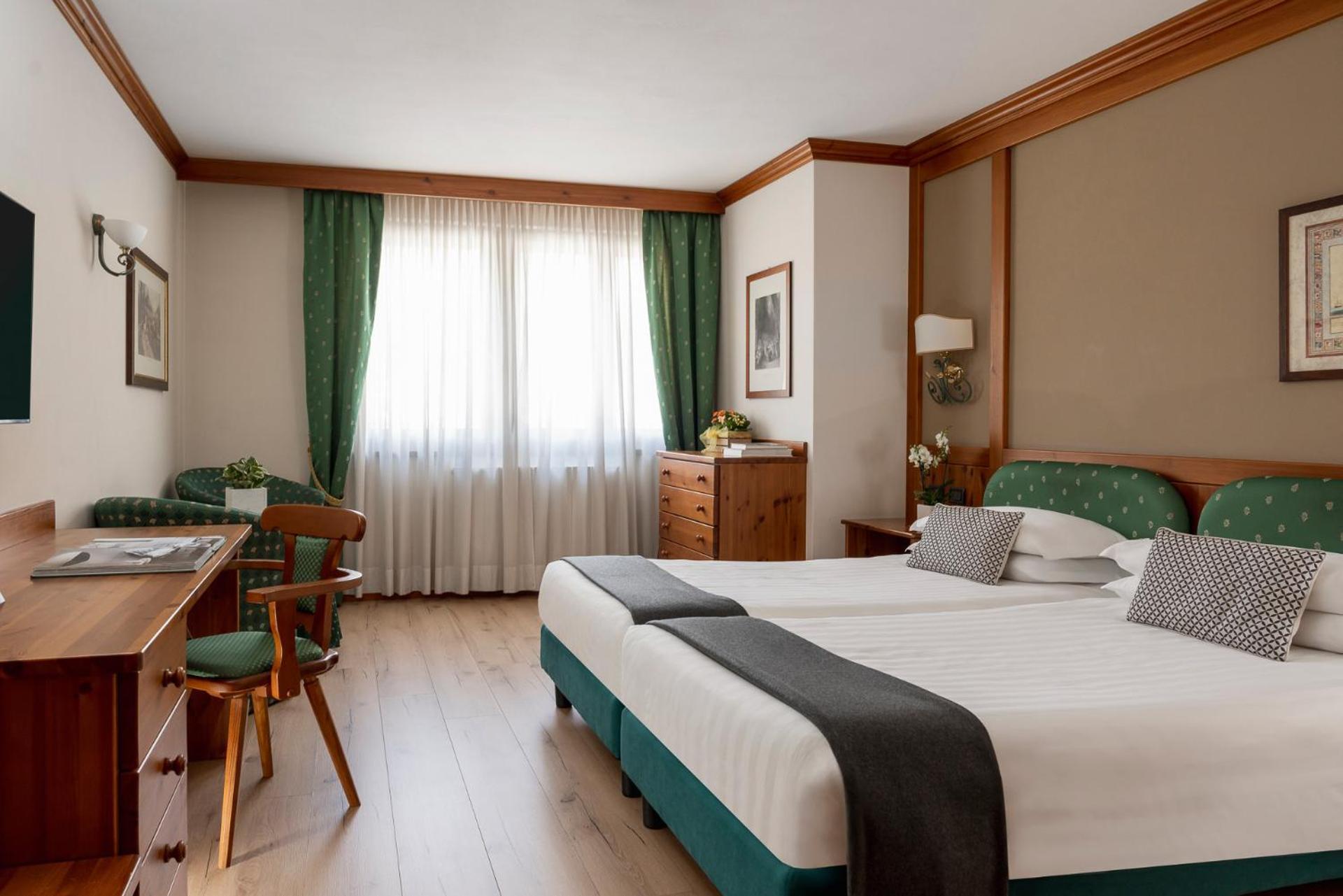 Hotel Cristallo Бормио Екстериор снимка